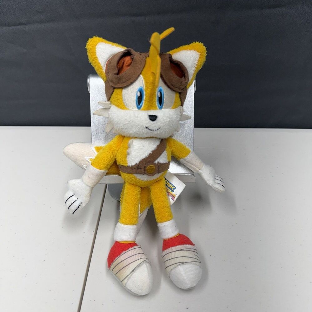 TOMY Sonic Boom Tails Plush 8 Inch Used Rare Collectible